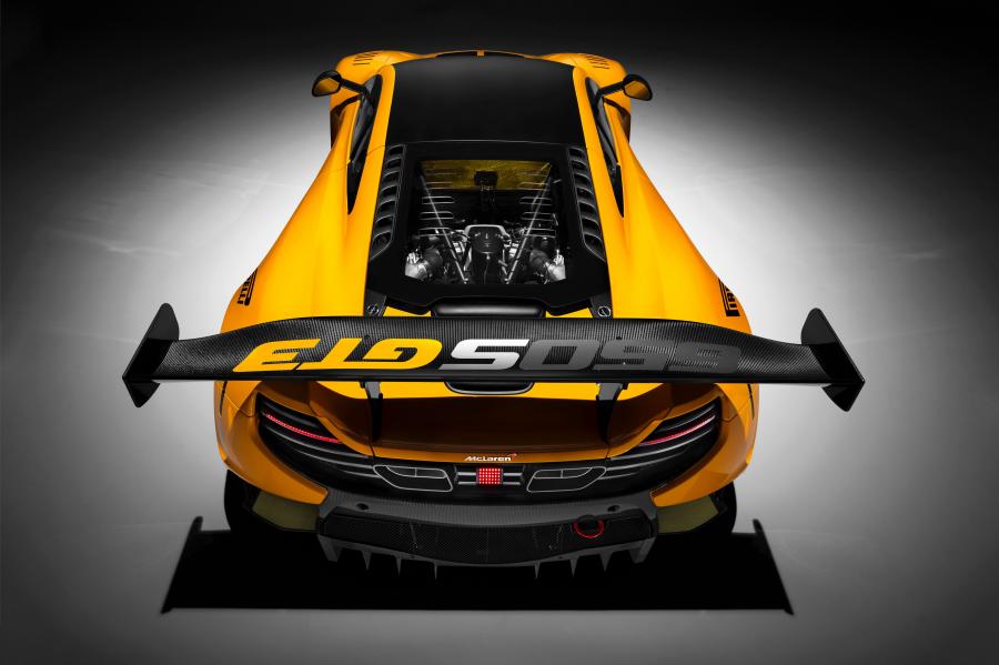  McLaren 650S GT3 2016 года  (фото 5 из 8)